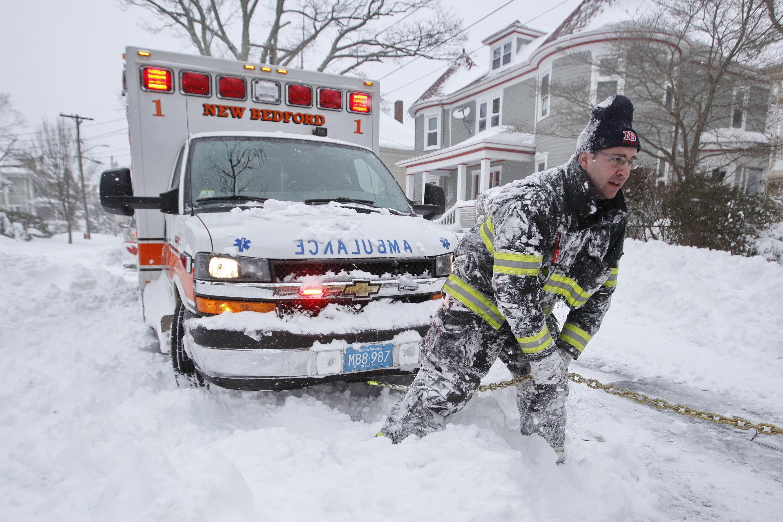 Tormenta golpea el noreste, pero sin la fuerza esperada