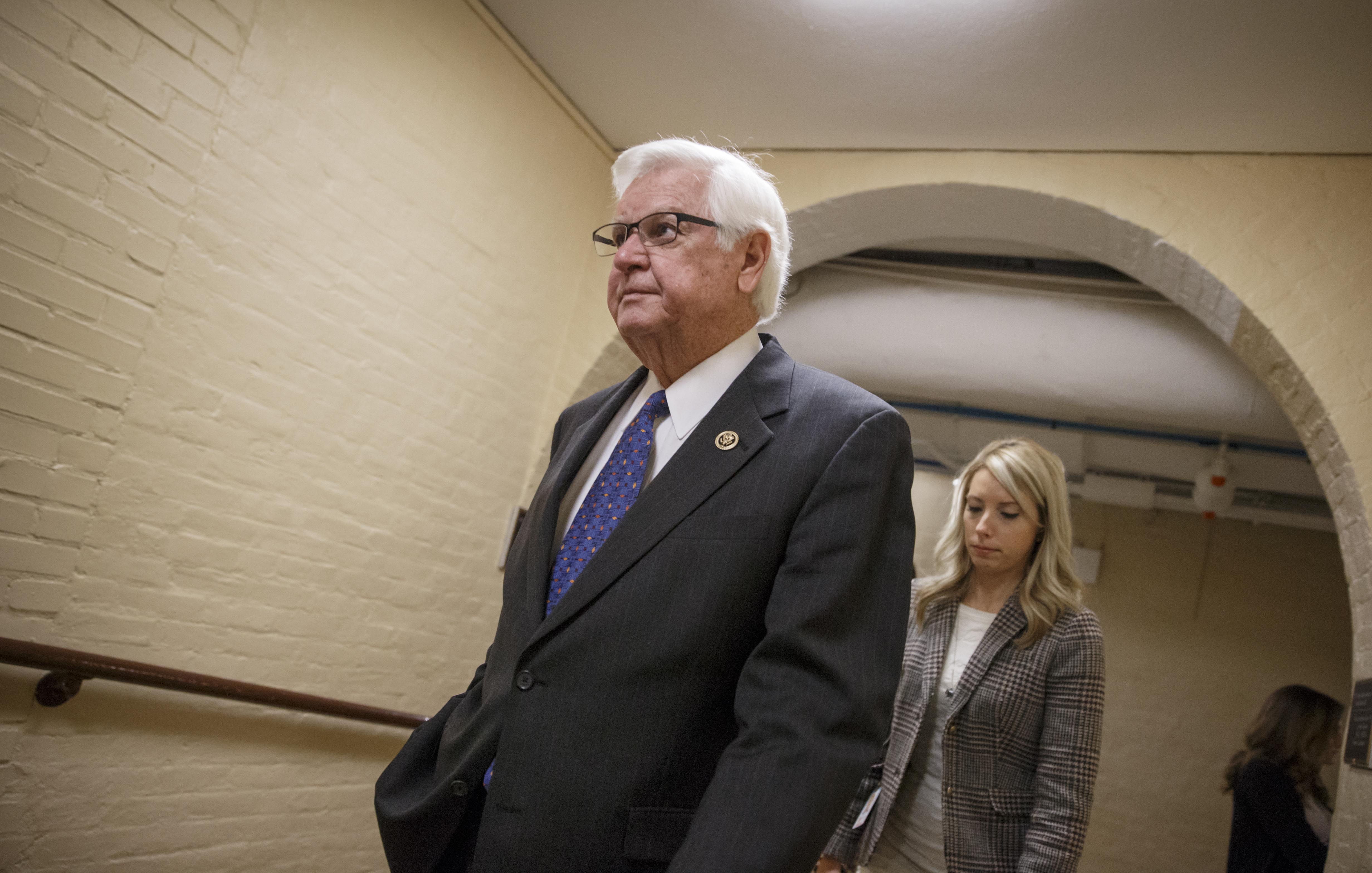 Piden que se ignore demanda  contra alivio migratorio