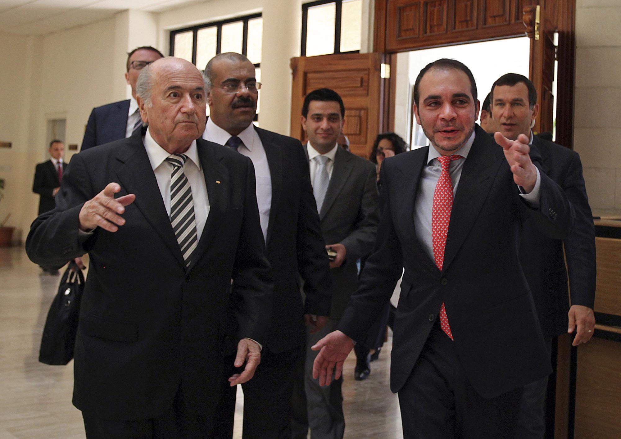 EEUU apoya a pr&iacute;ncipe Al&iacute; para derrocar a Blatter en la FIFA