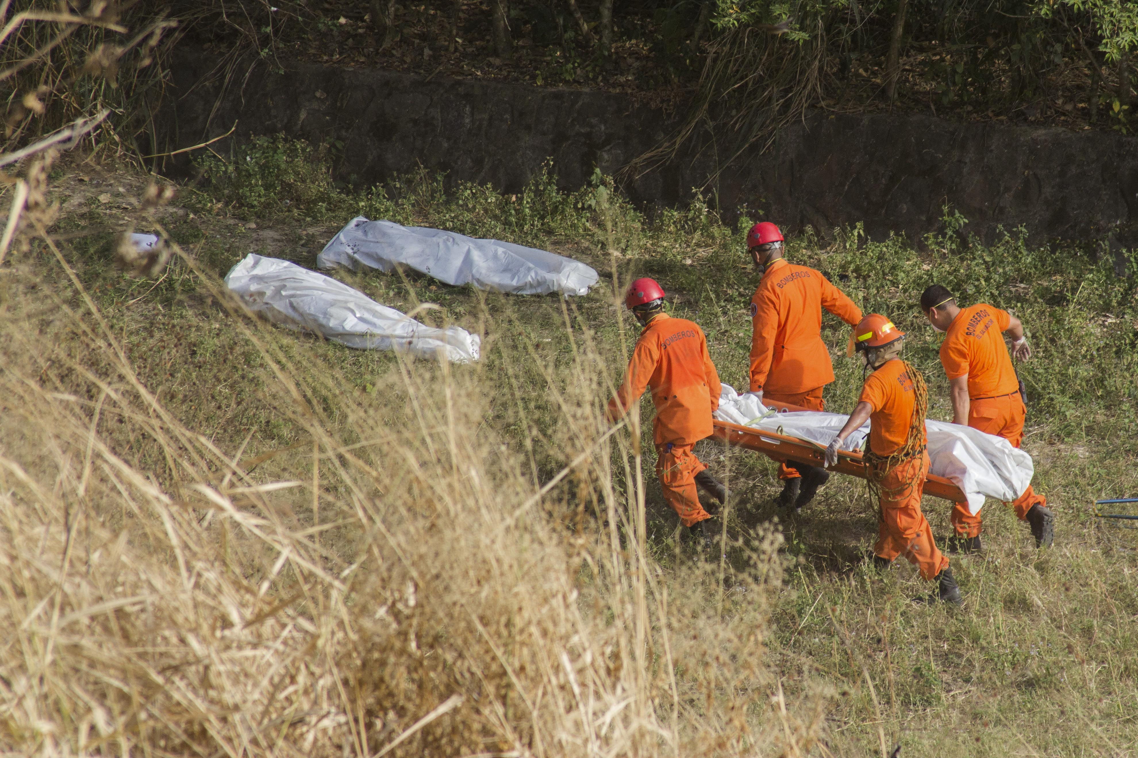 El Salvador: condenan a pandilleros a 65 a&ntilde;os de c&aacute;rcel