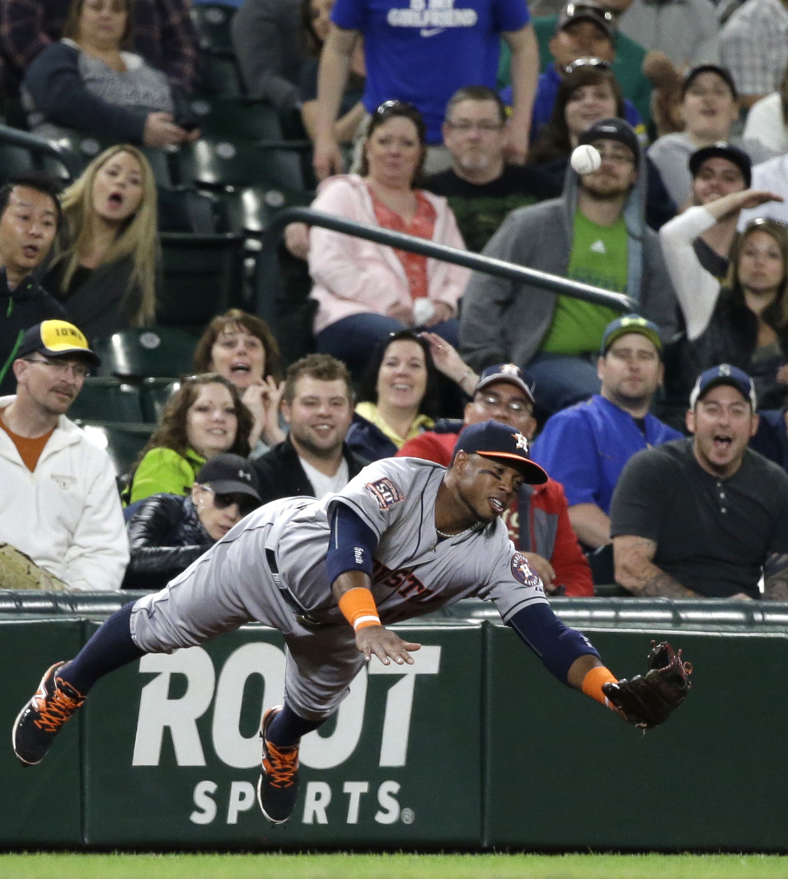 Astros vencen 7-5 a los Marineros de Seattle