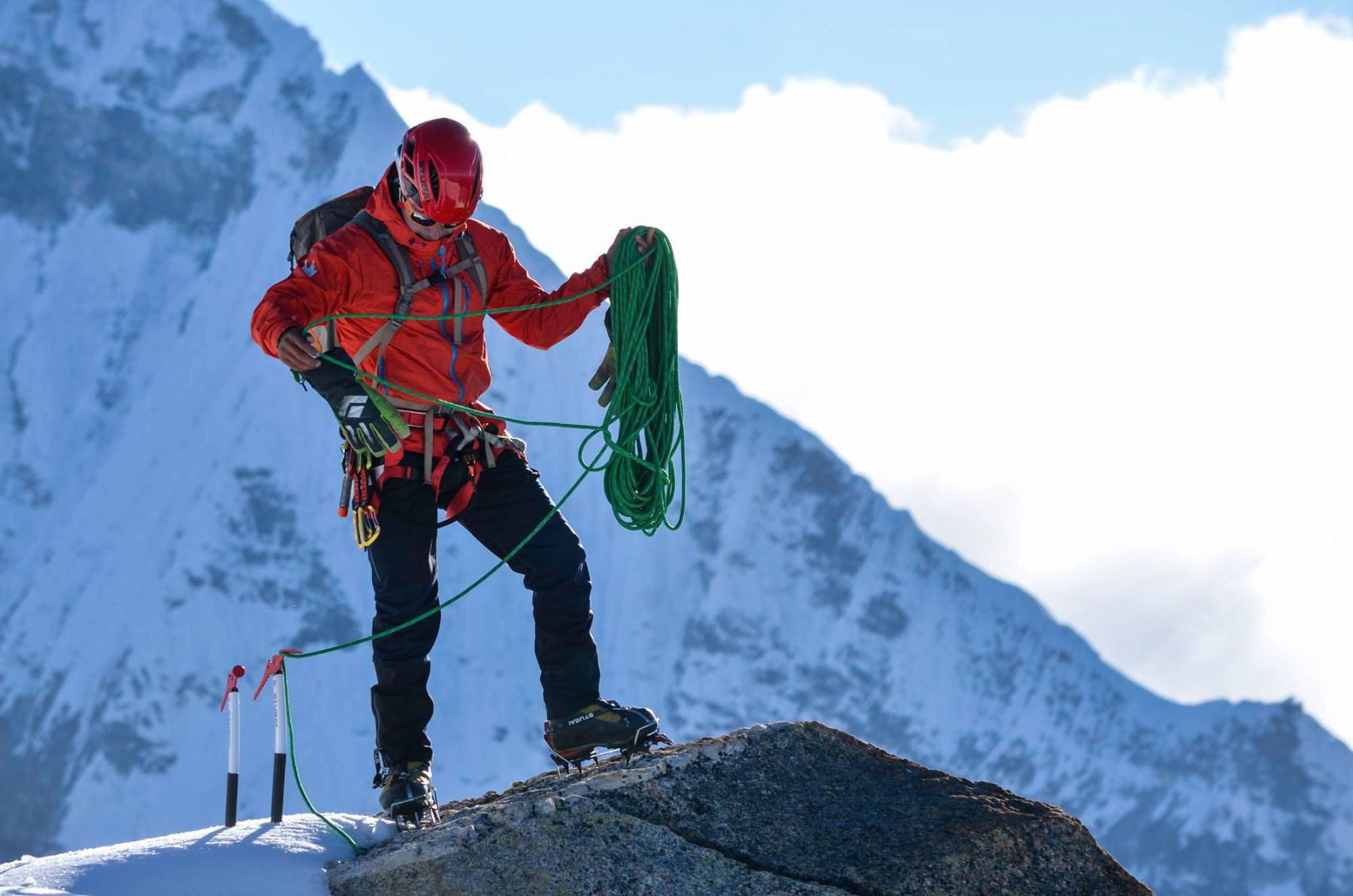 Alpinista Peruano result&oacute; ileso en Nepal