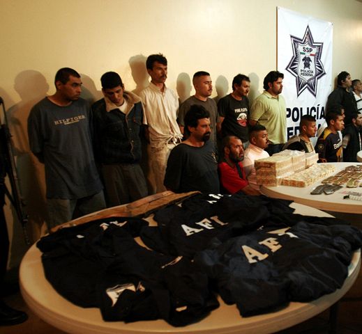 Caen 21 sicarios de los Arellano