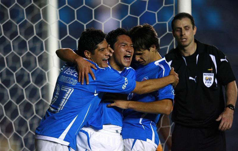 Cruz Azul supera a los Islanders en penales