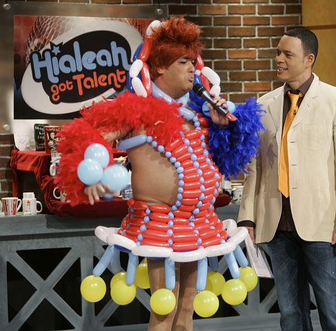 Programa de entrevistas en espa&ntilde;ol obtiene popularidad