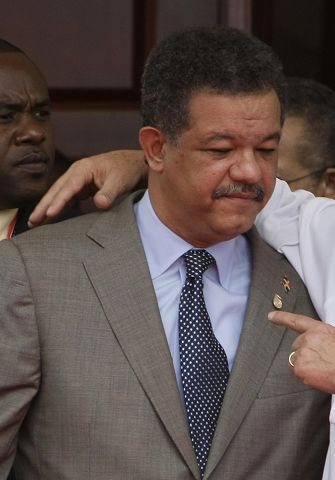 Debate de energ&iacute;a renovable divide en la cumbre