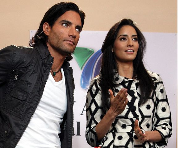 Leticia Calderon se estrena como escritora