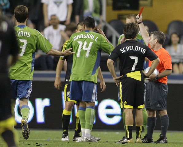Contin&uacute;a el "bache"