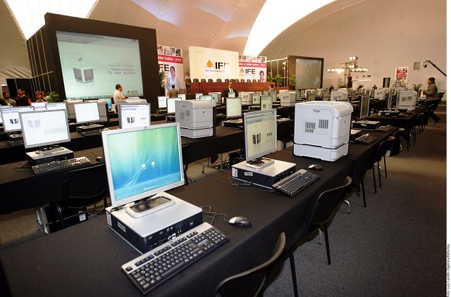 Declara Vald&eacute;s en IFE alerta por inseguridad