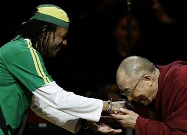 Esparciendo la m&uacute;sica