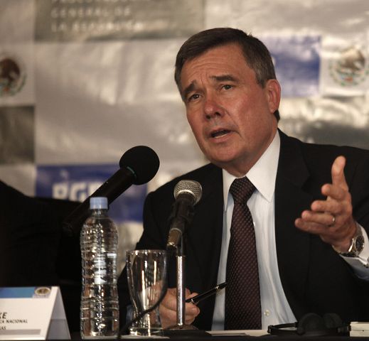 “No se pacta con narcos”