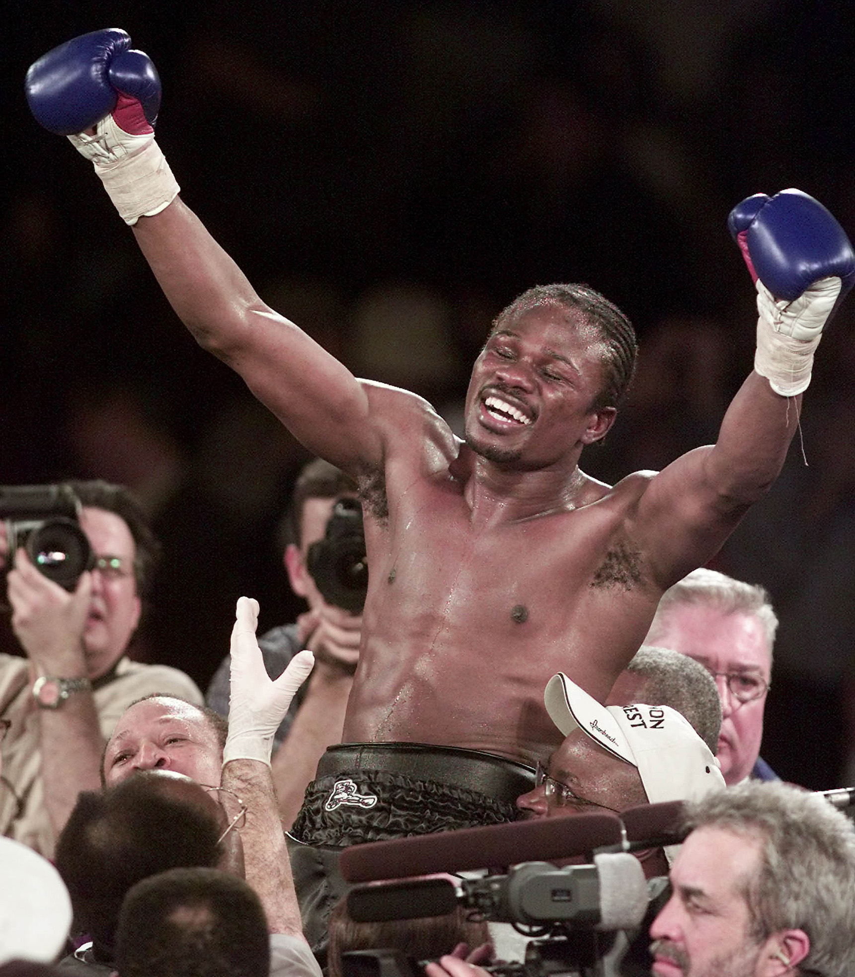 Recuerdan al ex campe&oacute;n Forrest Muri&oacute; al ser disparado