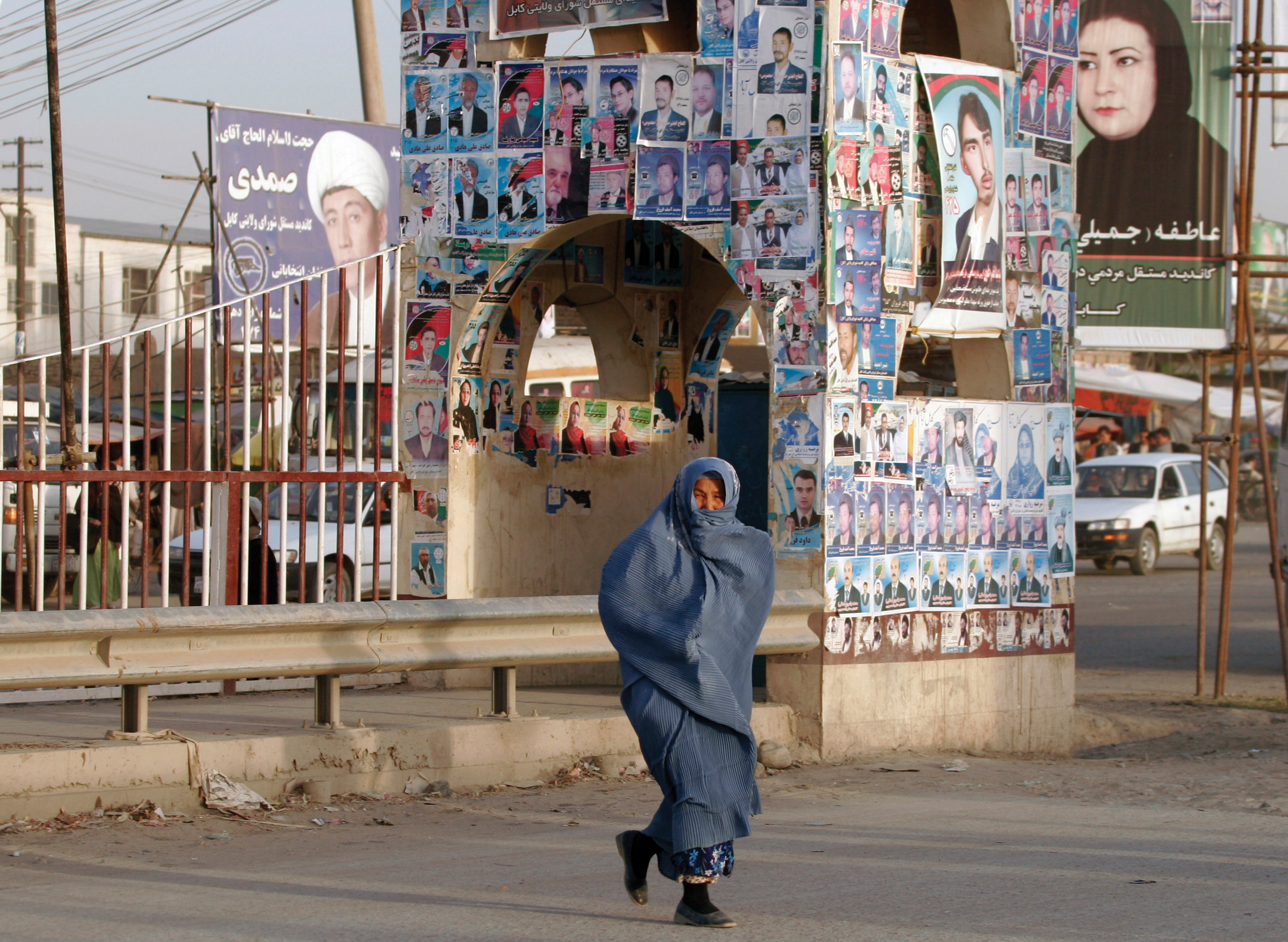 Termina votaci&oacute;n, comienza recuento en Afganist&aacute;n