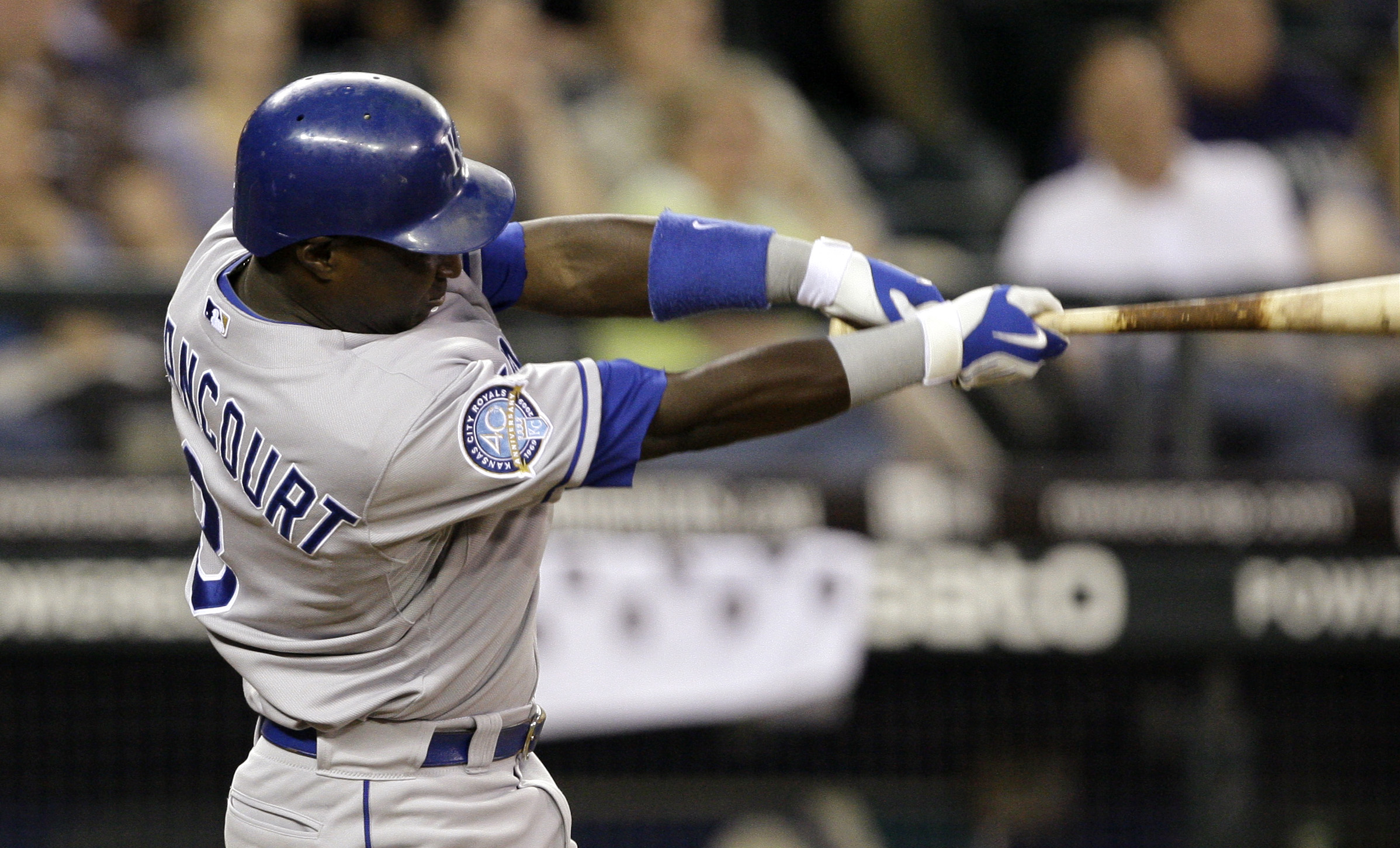 'Yuni' castiga a los Marineros con batazo largo