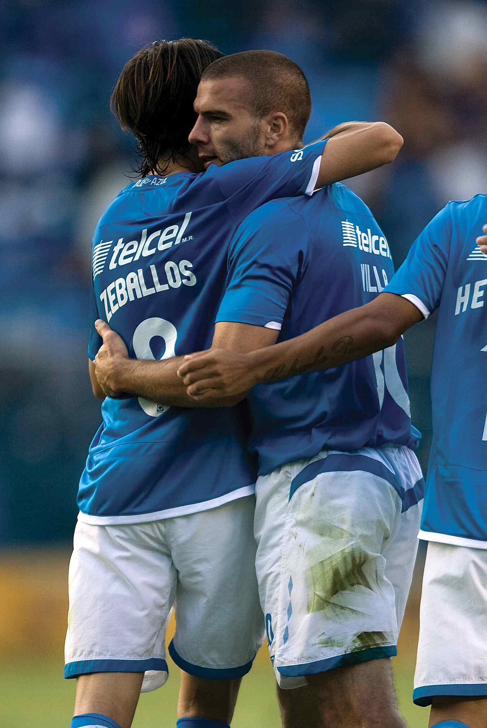 Cruz Azul Arrolla al Gladiador