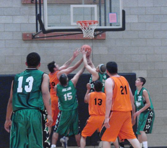 El Baloncesto inicia su postemporada
