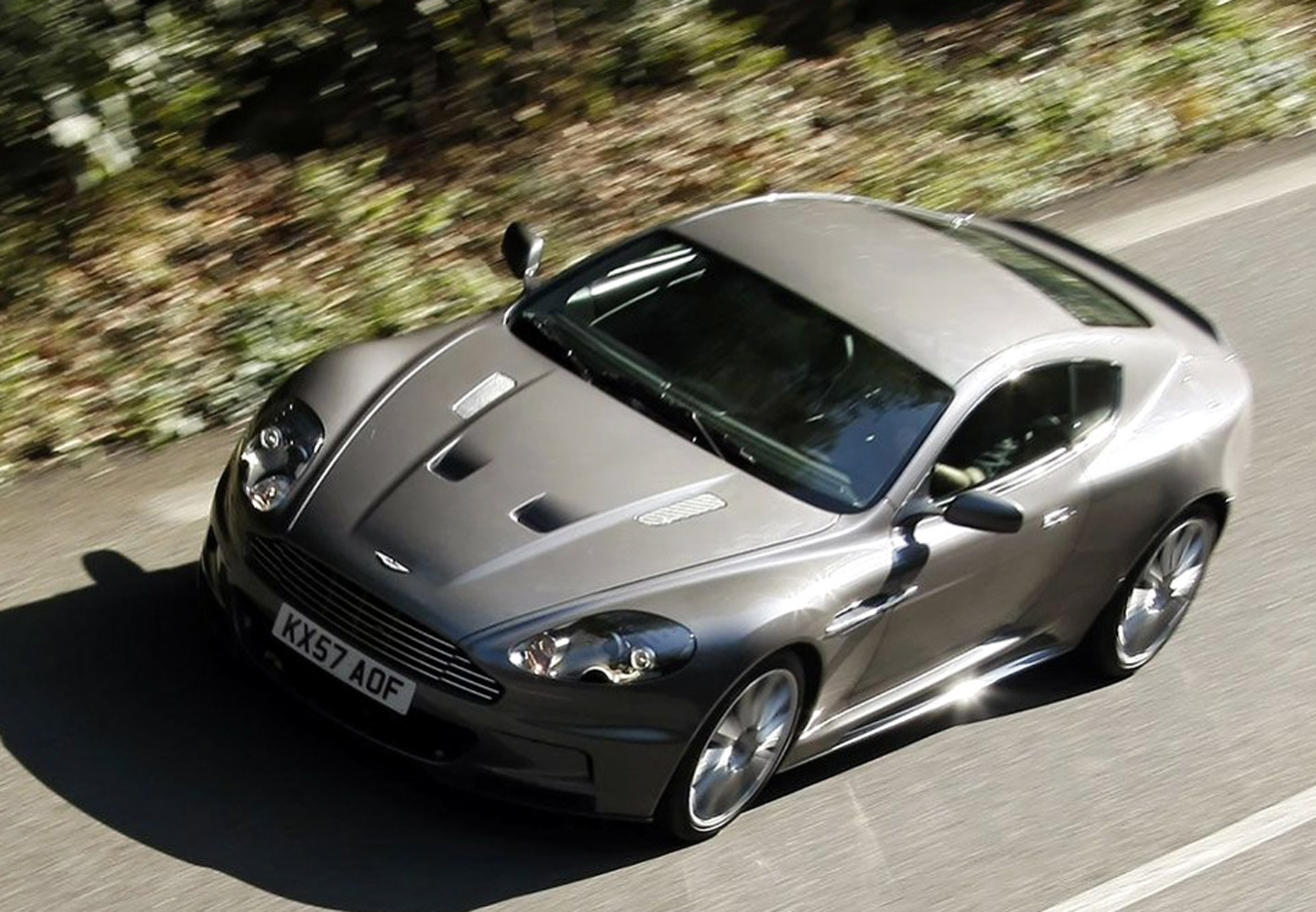 Los compa&ntilde;eros de Bond