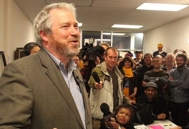 McGinn gana elecciones