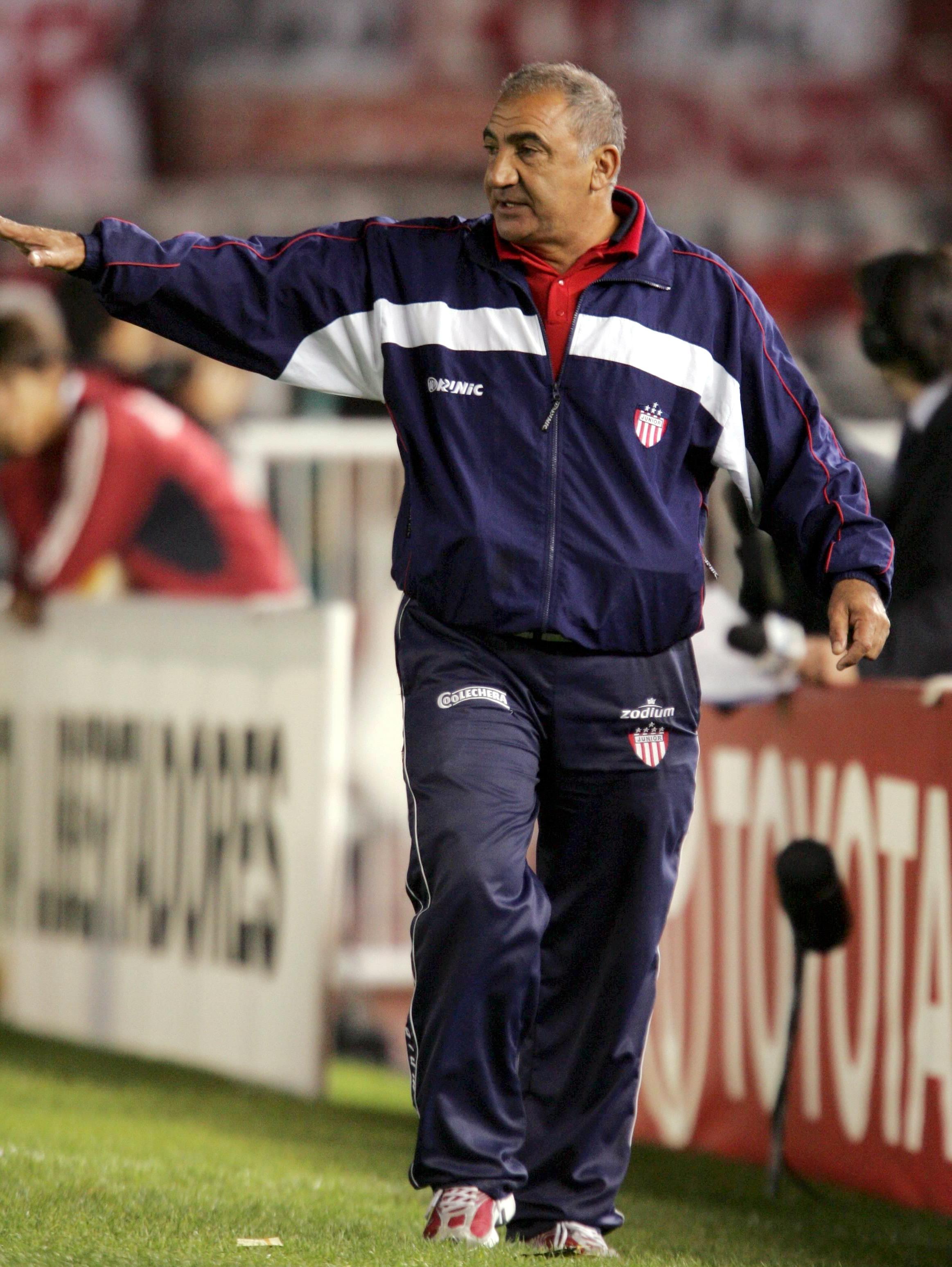 Siete entrenadores mexicanos en "Cuartos"