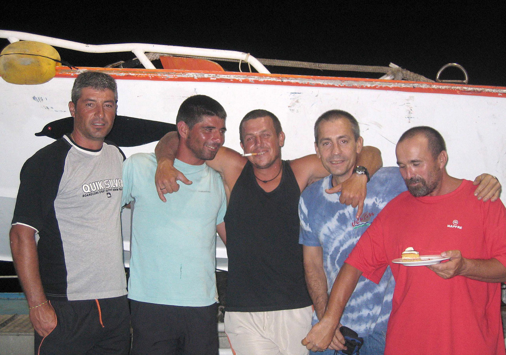 Liberan a marineros secuestrados