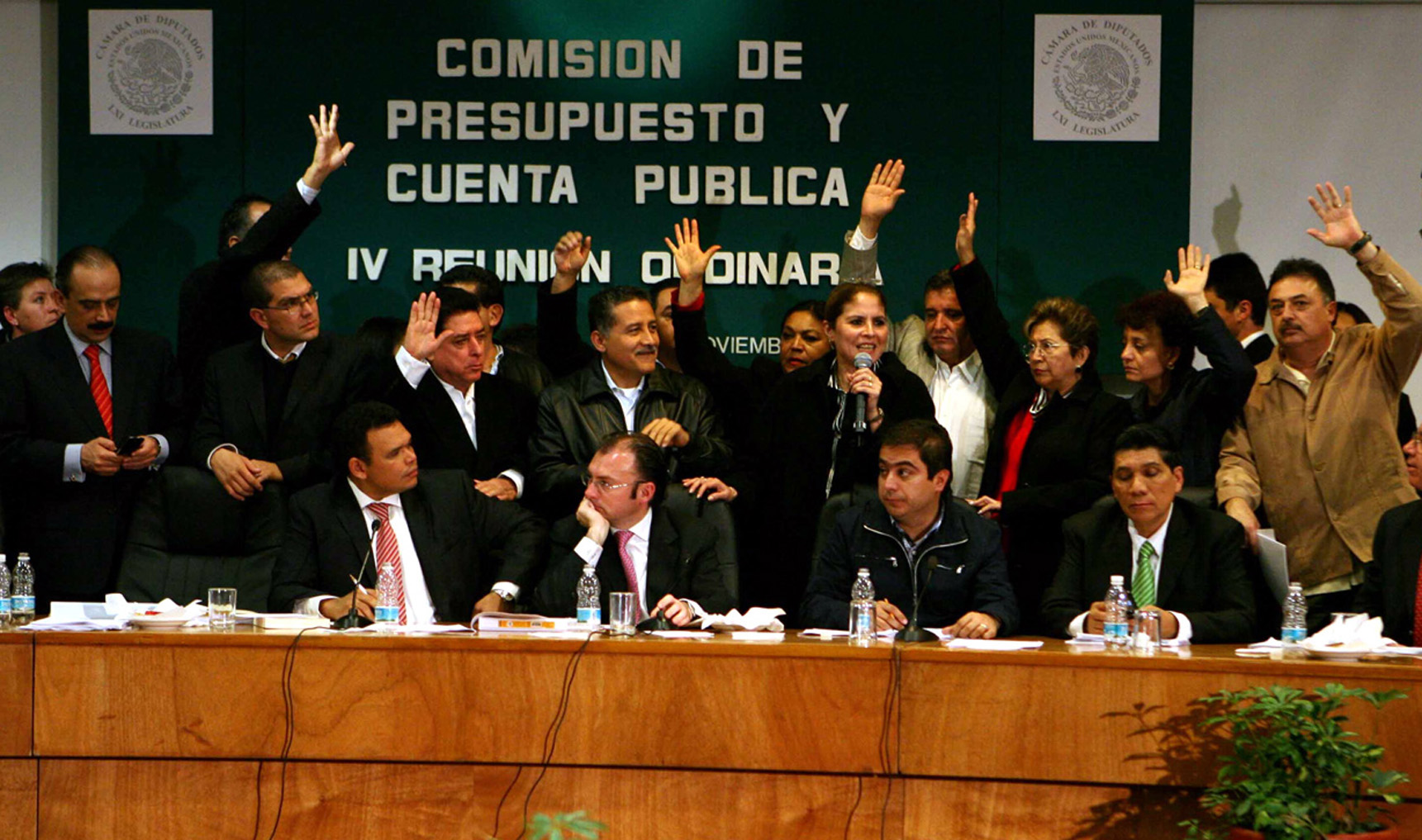 Congreso mexicano aprueba presupuesto