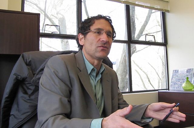 Adrian quiere ganar... todo.