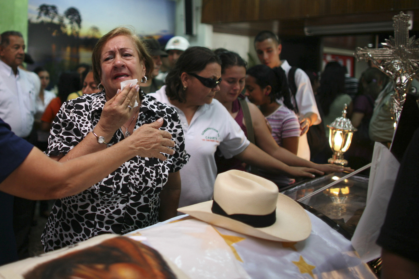 Siguen buscando a asesinos  de gobernador
