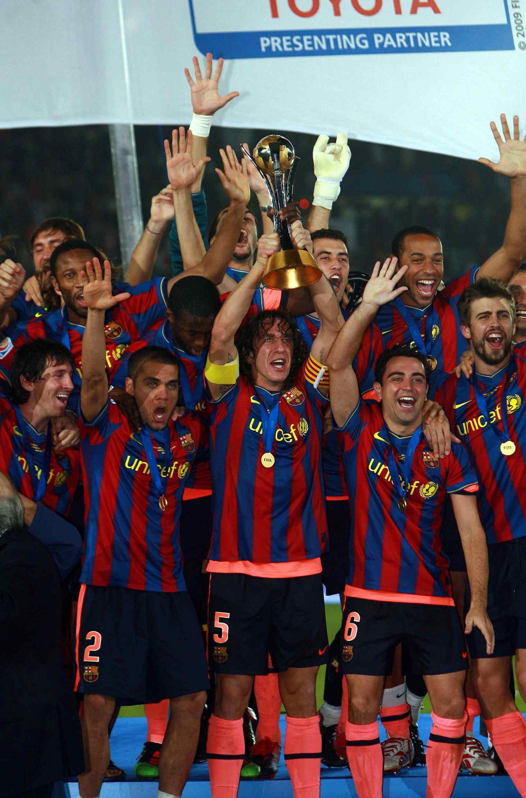 “Campions del M&oacute;n”, Vencen a Estudiantes