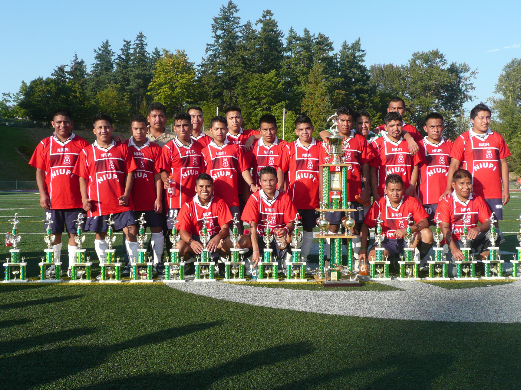 Los Campeones locales