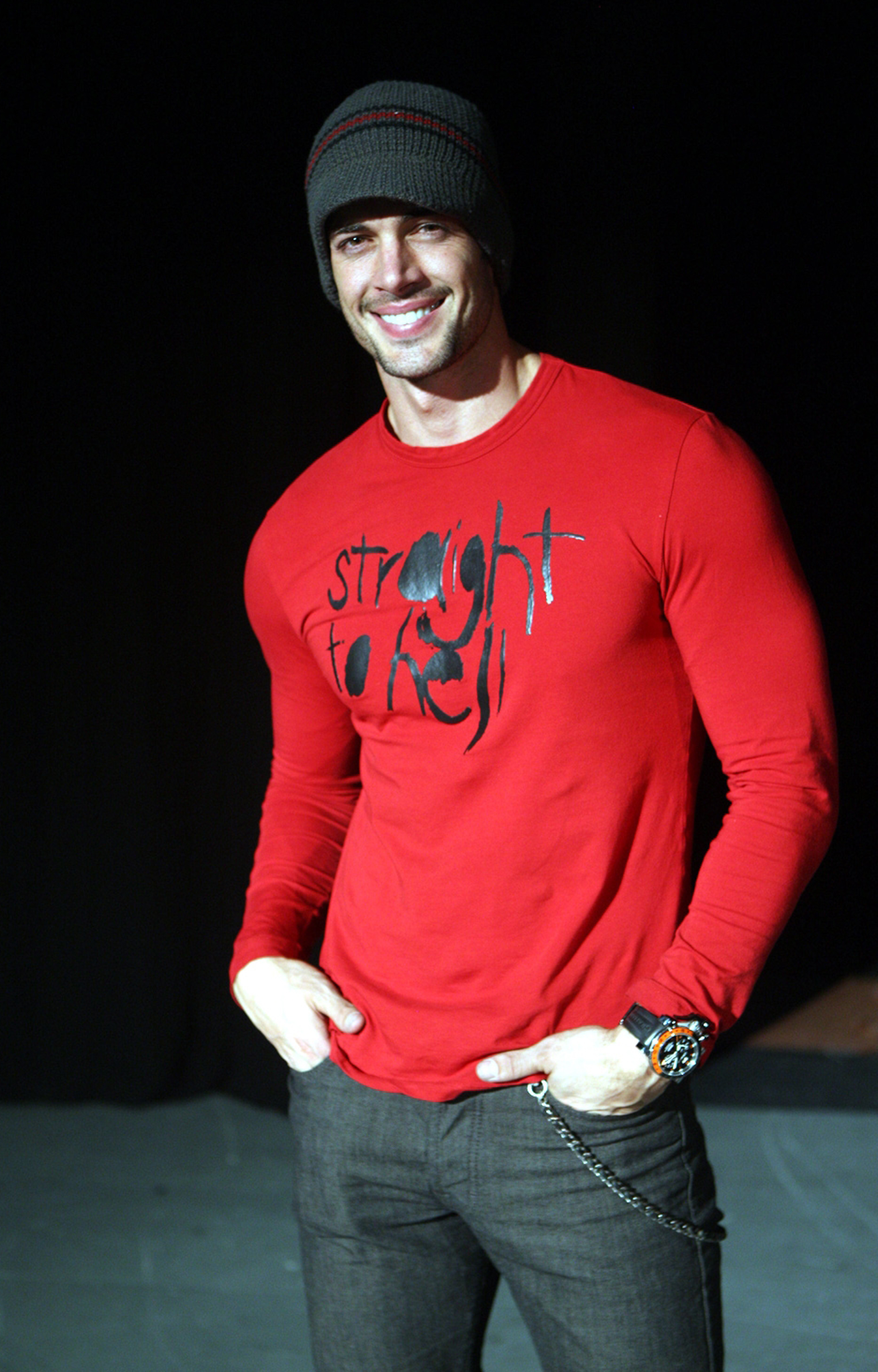 'Aullar&aacute;' William Levy en novela