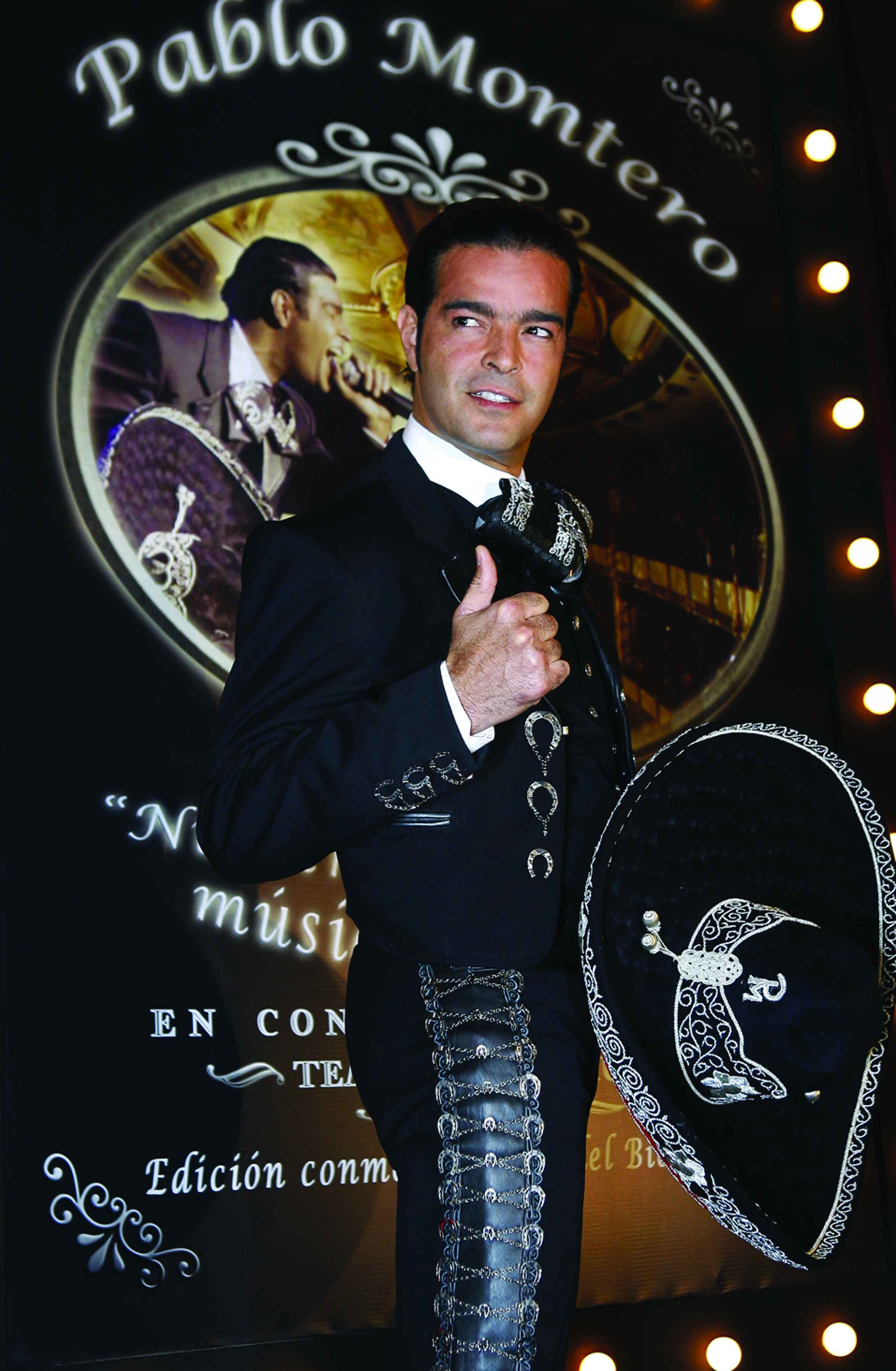 Agradece Pablo Montero apoyo de su madre