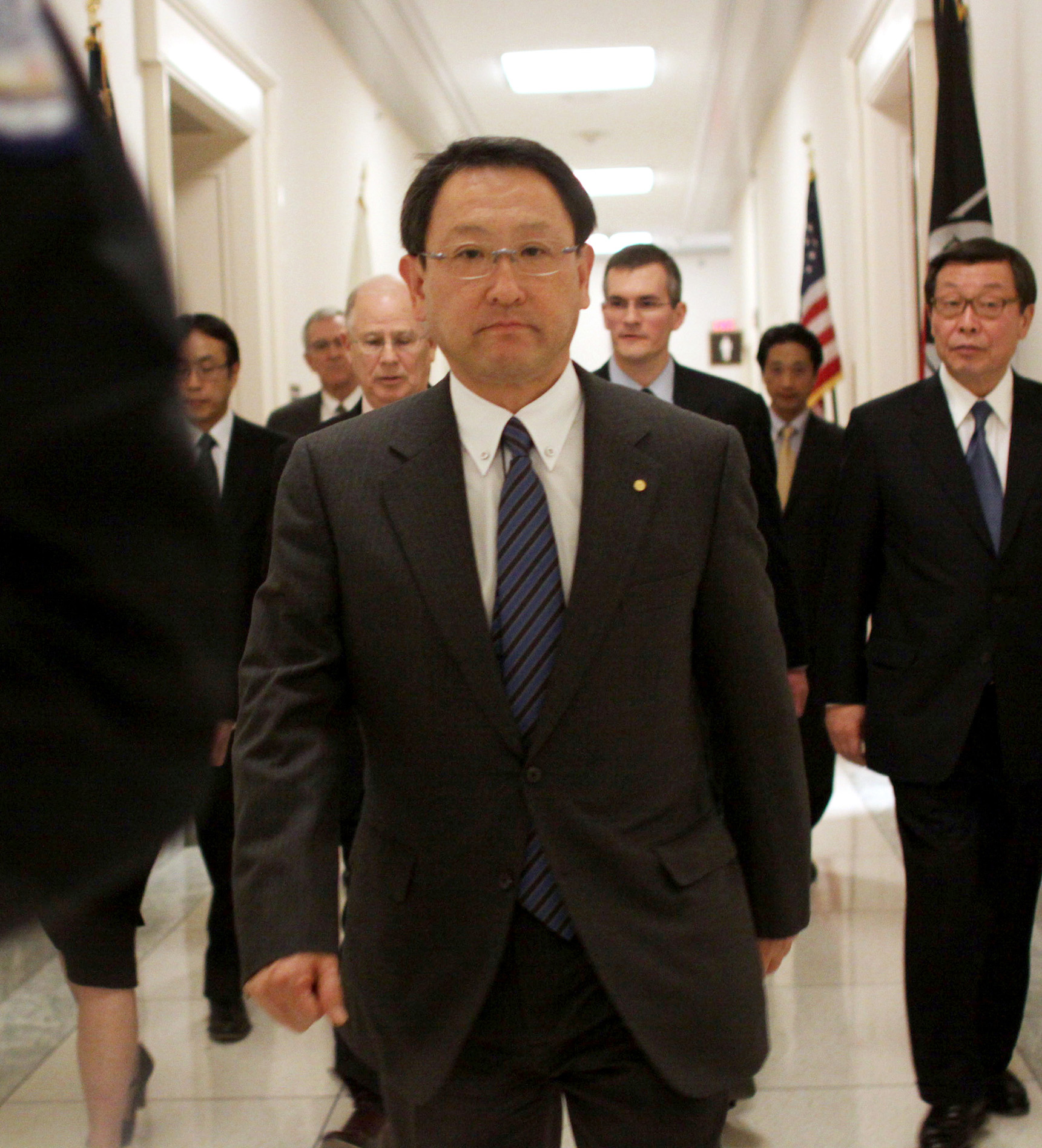 Toyota chief blasted by lawmakers despite apology