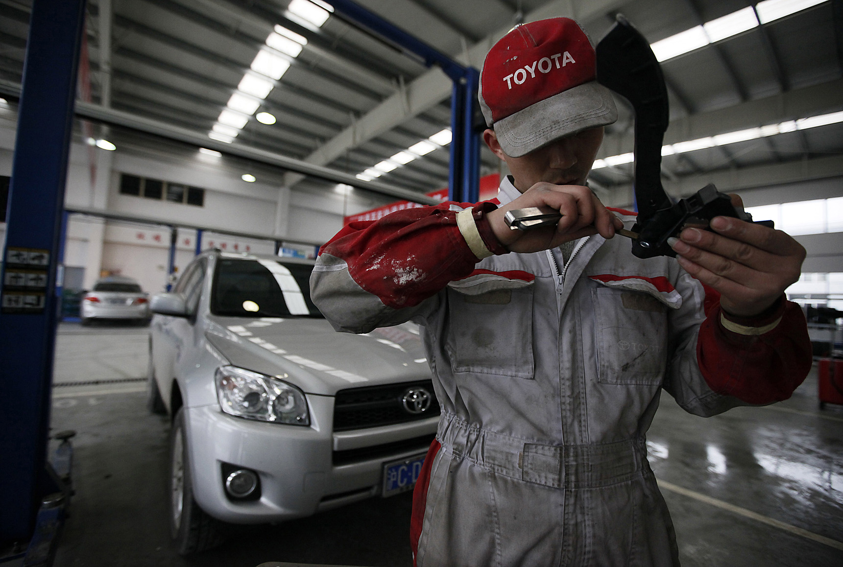 Todos ponen atenci&oacute;n a lo el&eacute;ctrico