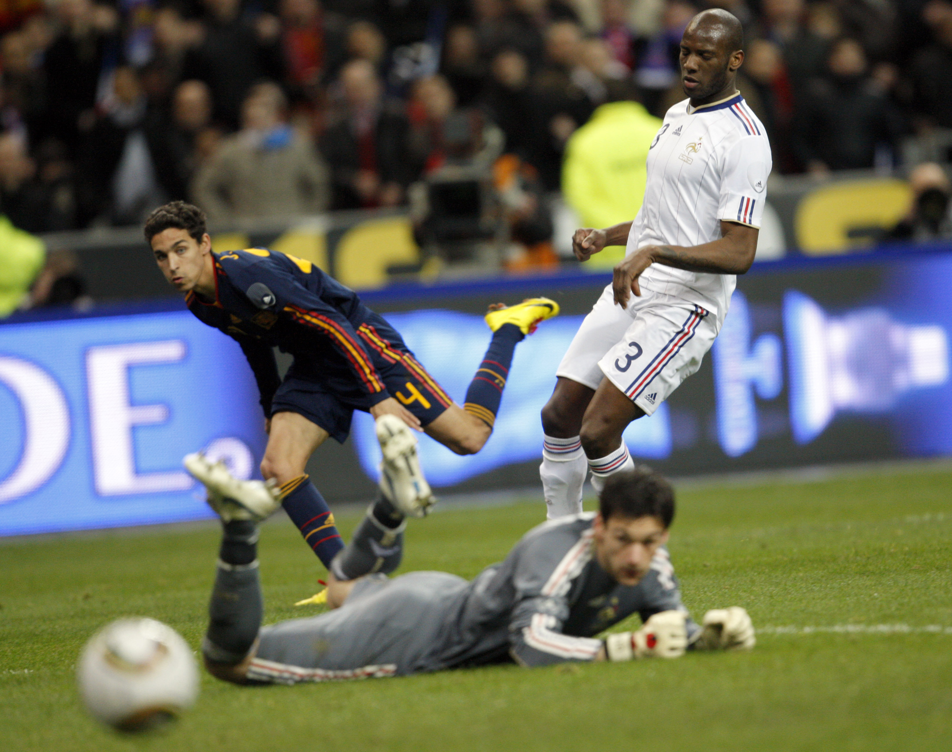 Desastre franc&eacute;s durante jornada fifa