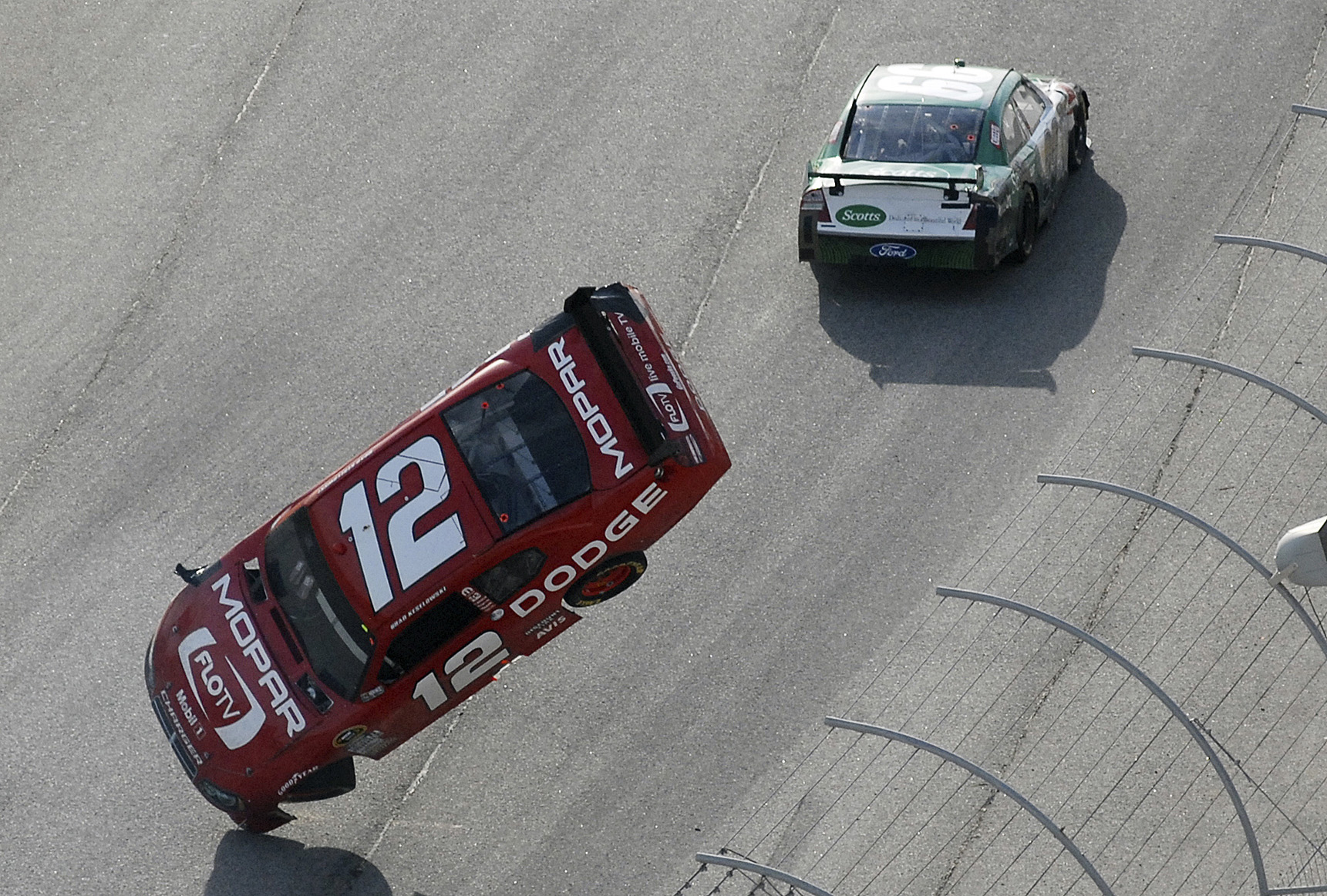 Montoya termina 3ro en Hampton