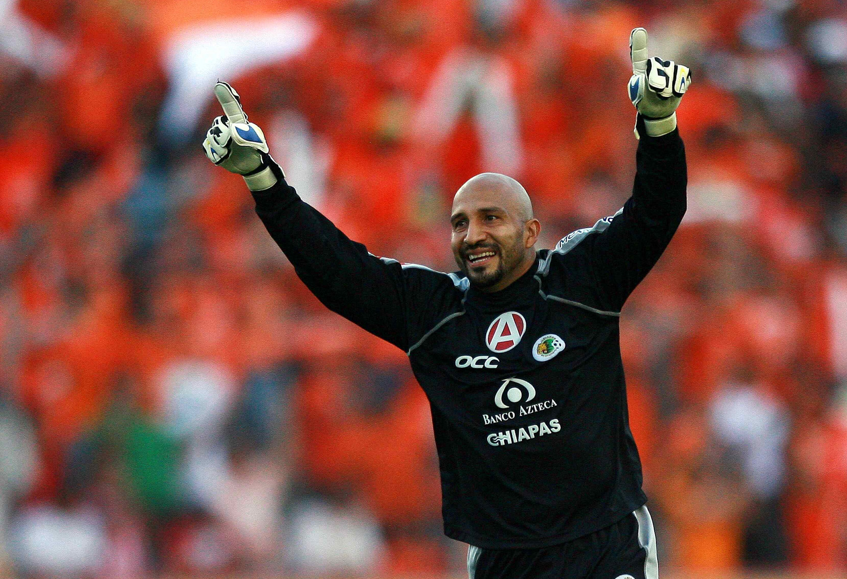 Llama Aguirre al 'Conejo'