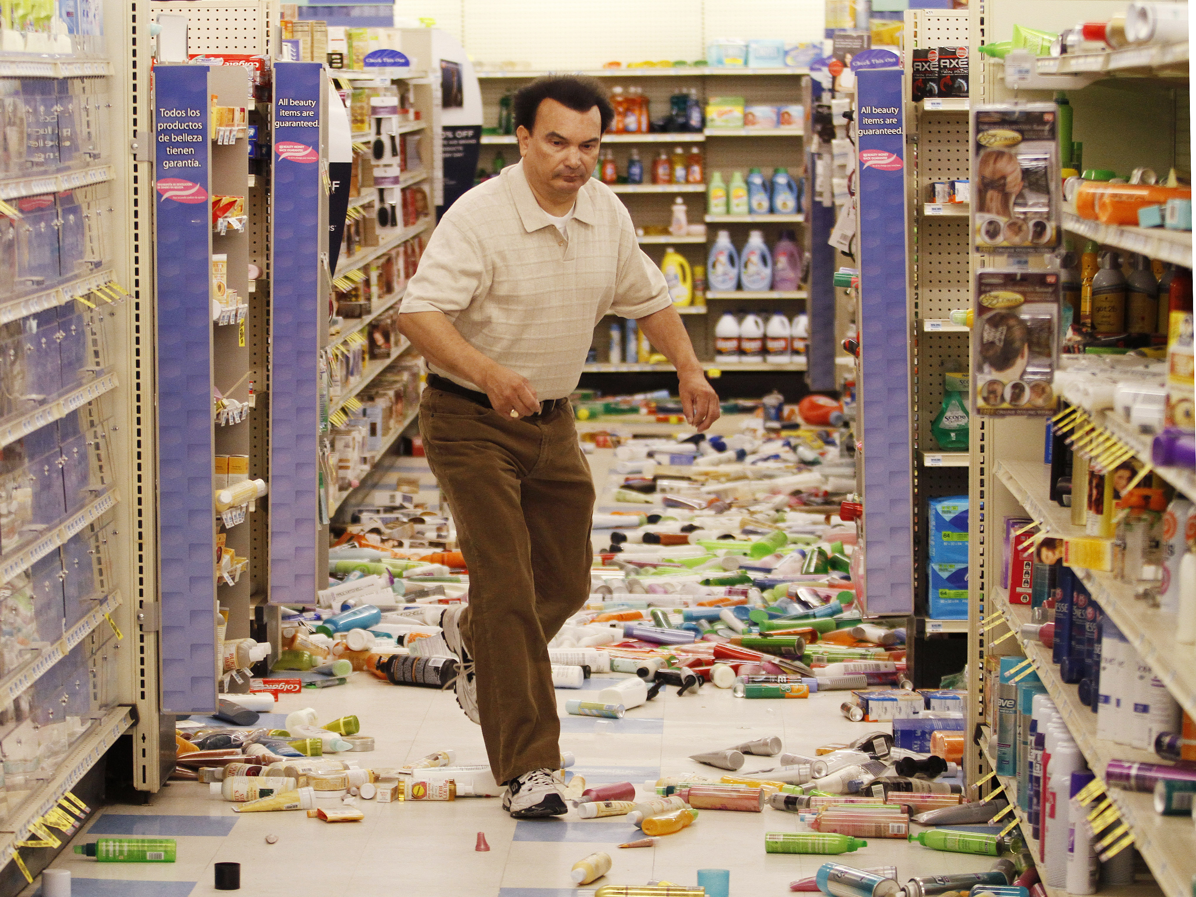 R&eacute;plicas vuelven a sacudir a California