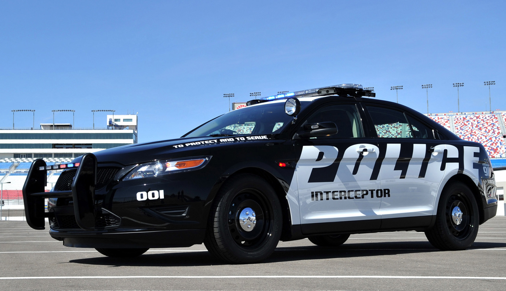 Renuevan al Police Interceptor