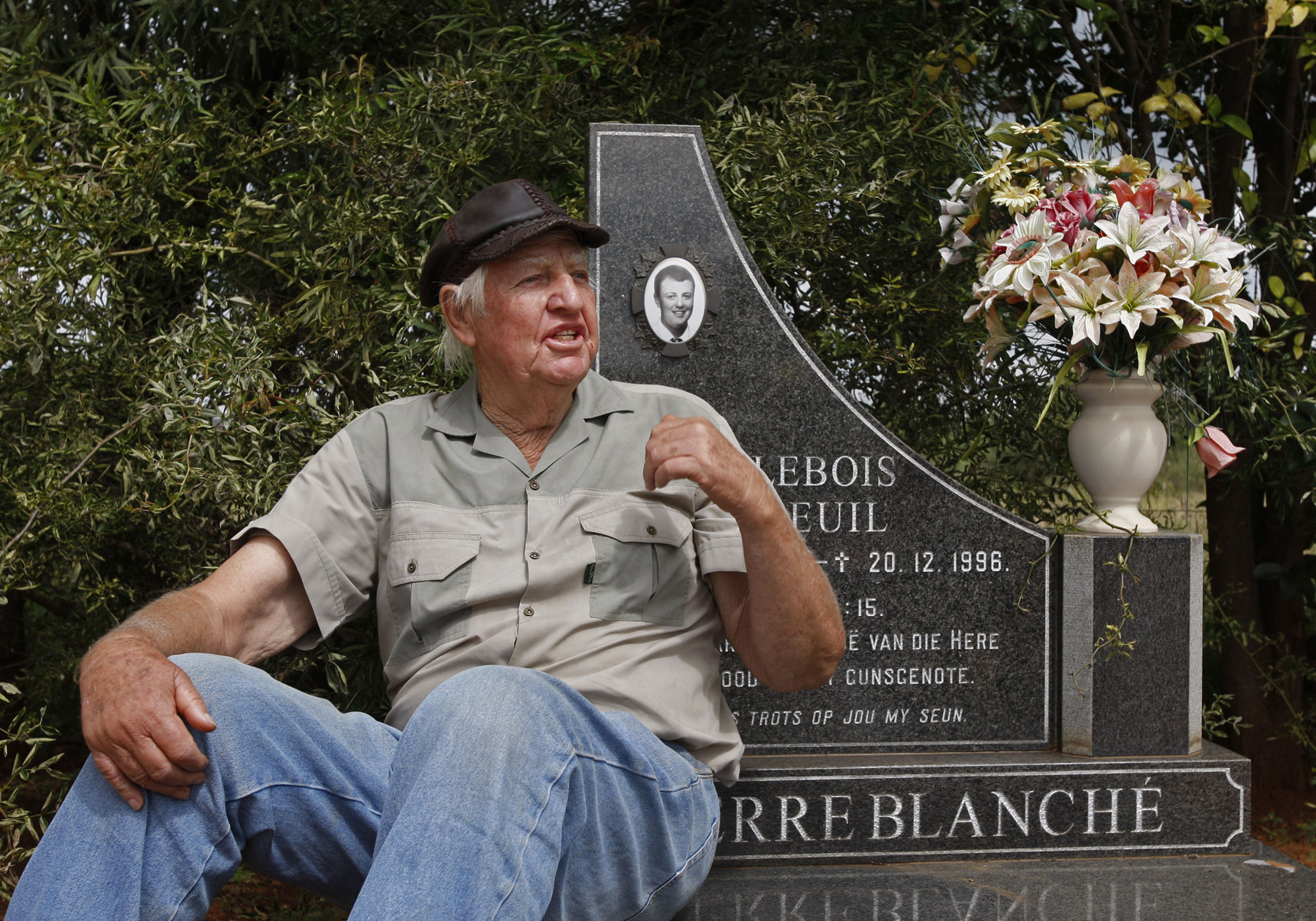 Supremacistas advierten no ir a Sud&aacute;frica