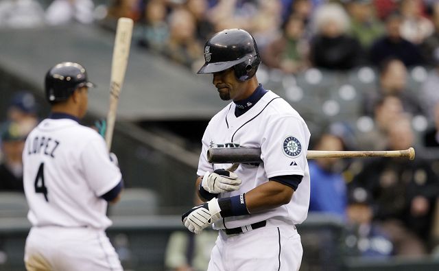 Seattle pierde juego inaugural