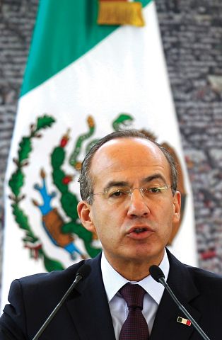 Calder&oacute;n hablar&aacute; de migraci&oacute;n y narcotr&aacute;fico en EEUU