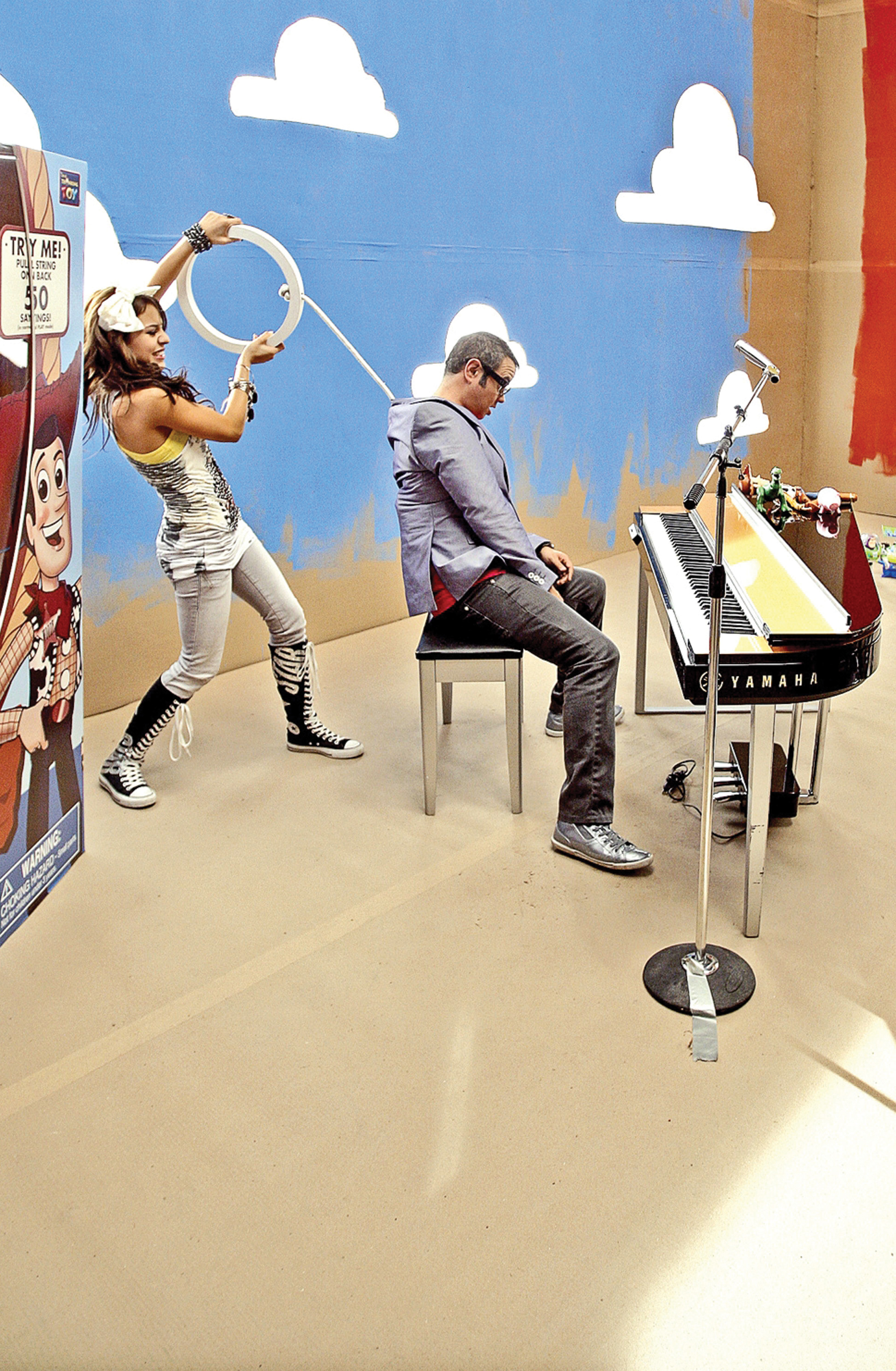 Graban Danna Paola y Syntek video