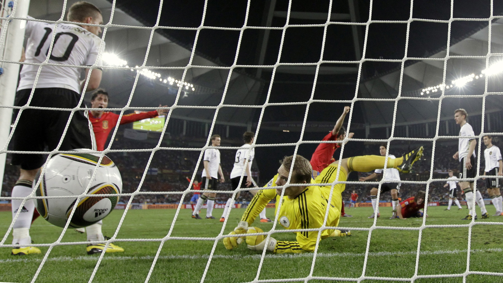 &iexcl;Madre Patria por la Gloria!