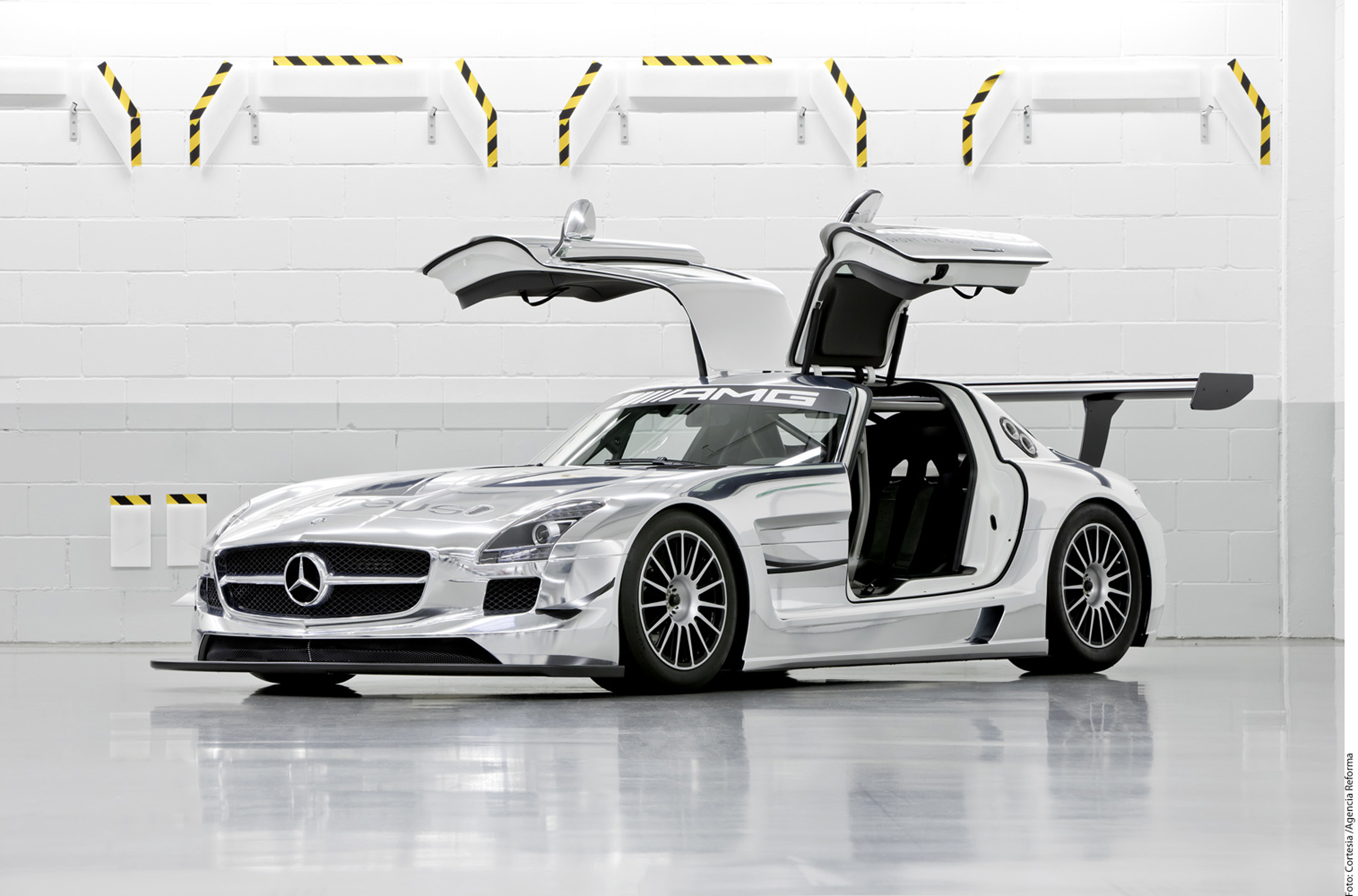 Arrancan pedidos de SLS AMG GT3