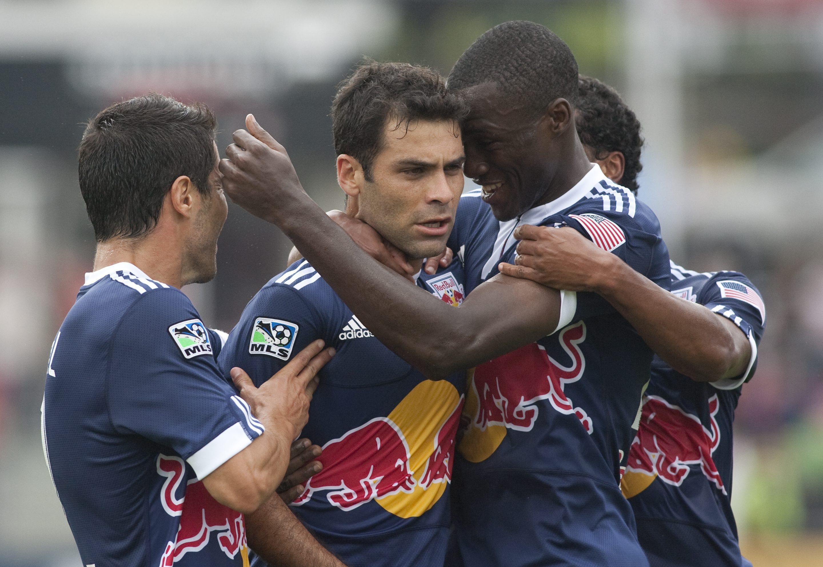 Rafa M&aacute;rquez brilla por primera vez