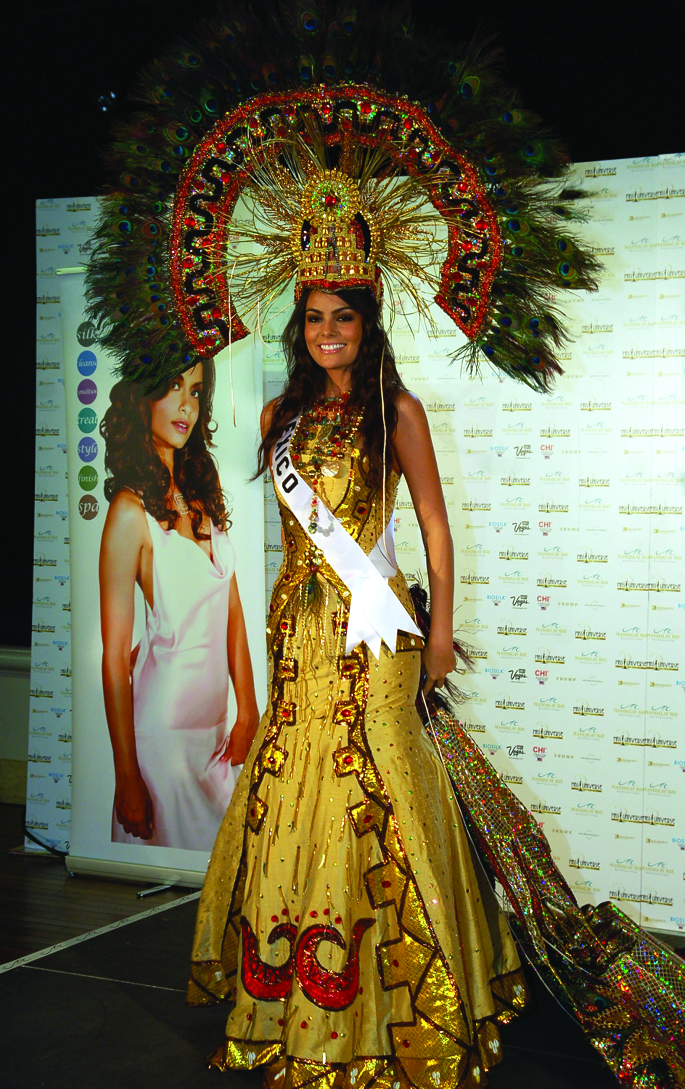 Va Jimena Navarrete con todo