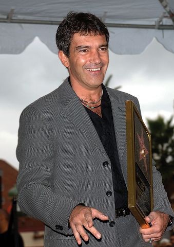 Une el terror a Almod&oacute;var y Banderas