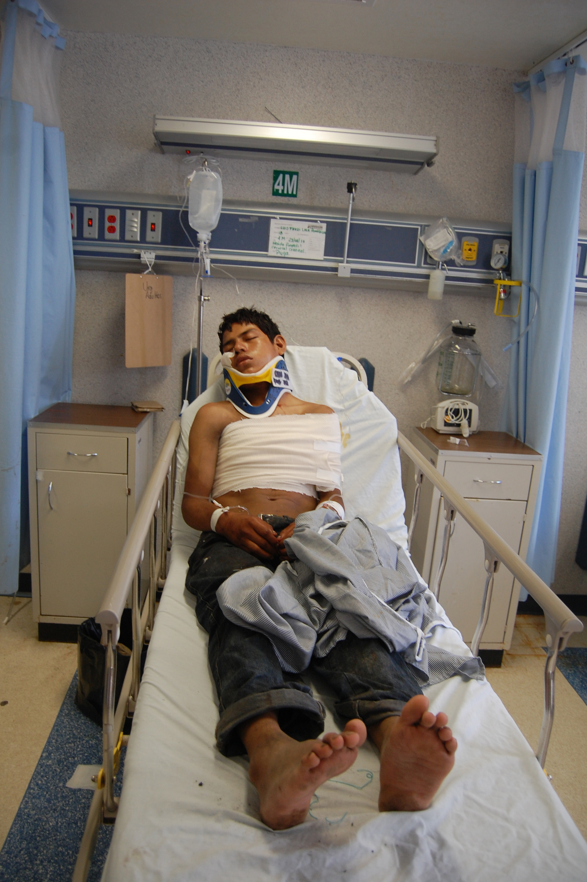 M&eacute;xico repatria a ecuatoriano sobrevivi&oacute; a masacre de migrantes