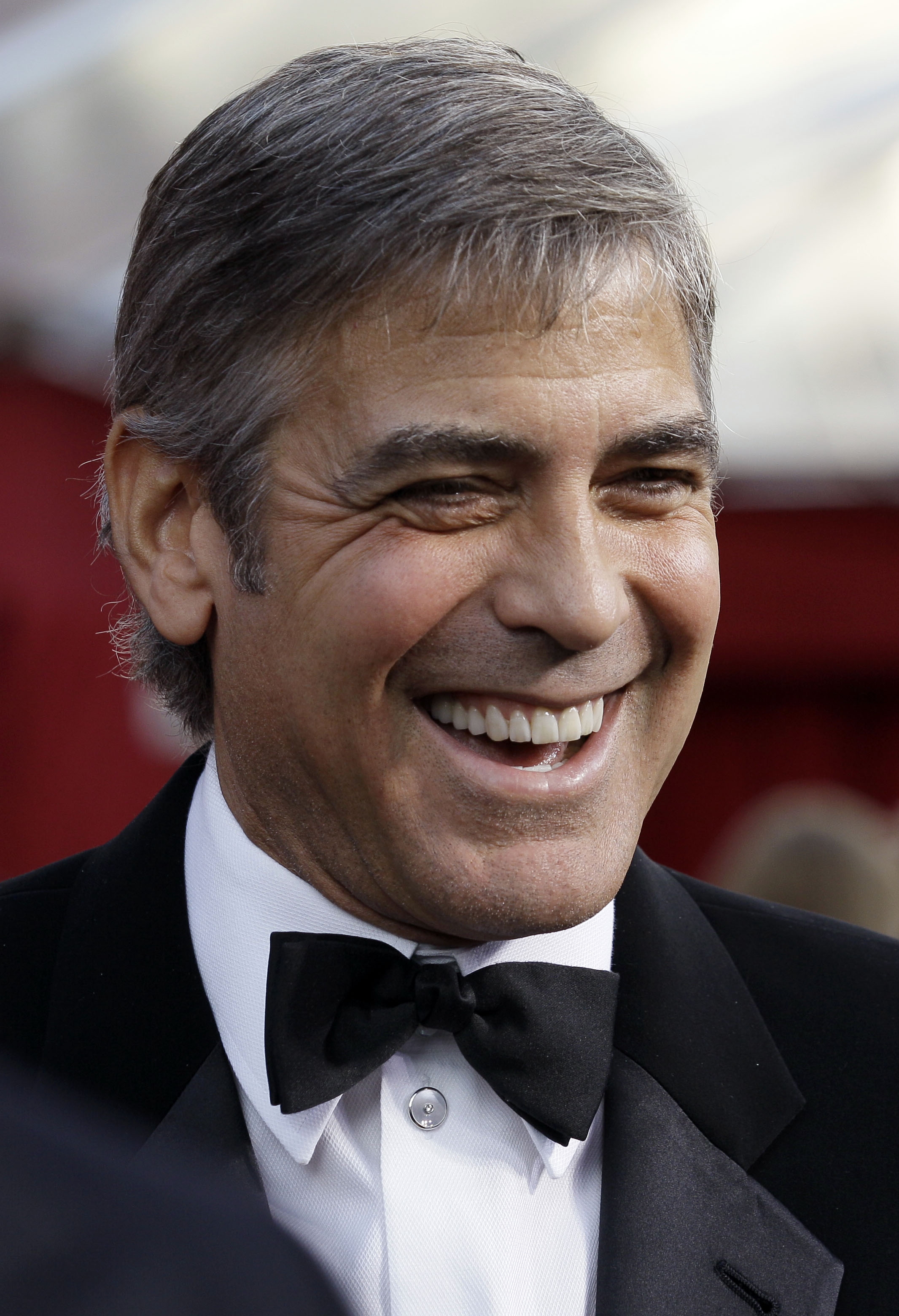 Clooney, Smith, Paltrow se unen a telet&oacute;n anti-c&aacute;ncer