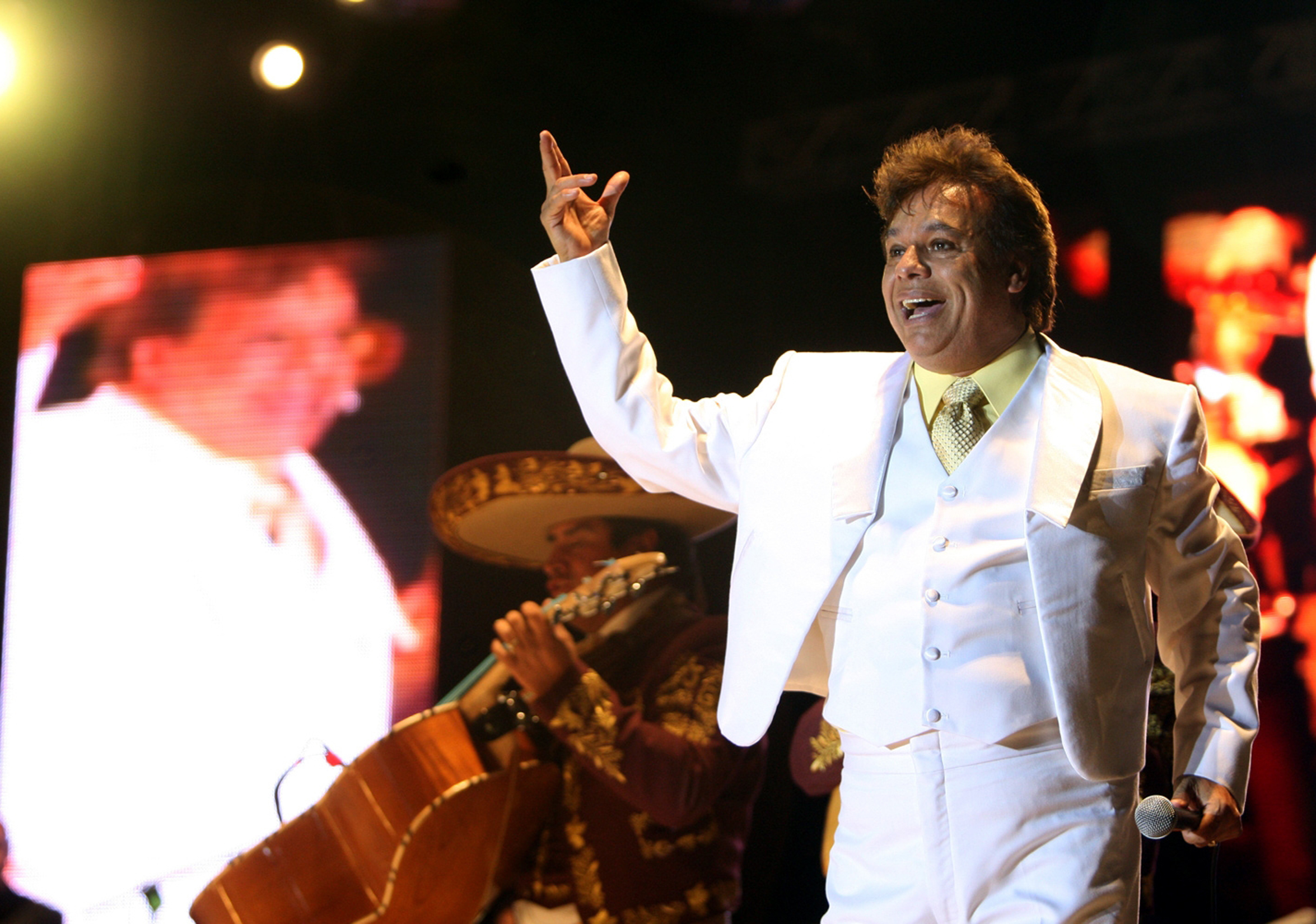 Pierde Juanga demanda millonaria